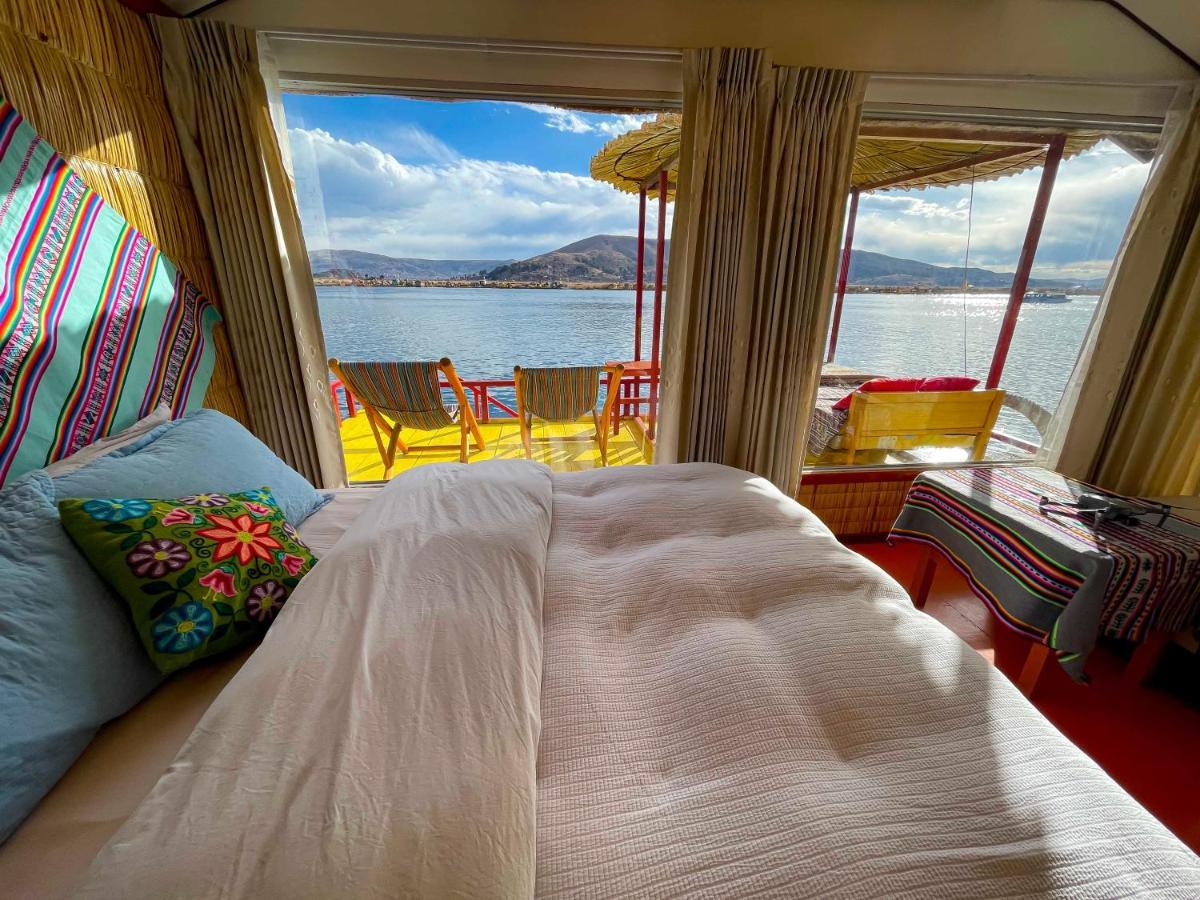 Vip Flotante Villa Puno Buitenkant foto